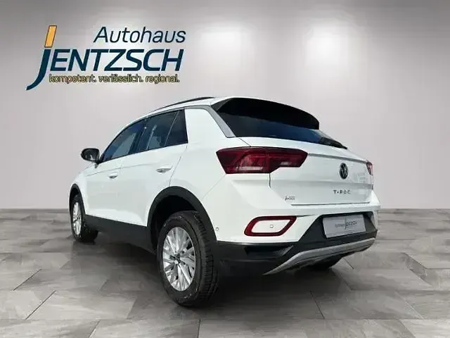 Gebraucht VW T-Roc Life 110 PS (80 kW) 2023 Weiß SUV