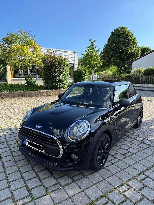Gebraucht Mini ONE 102 PS (75 kW) 2017 Schwarz Kleinwagen