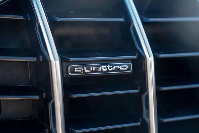 Gebraucht Audi Q3 Advanced 200 PS (147 kW) 2022 Silber SUV