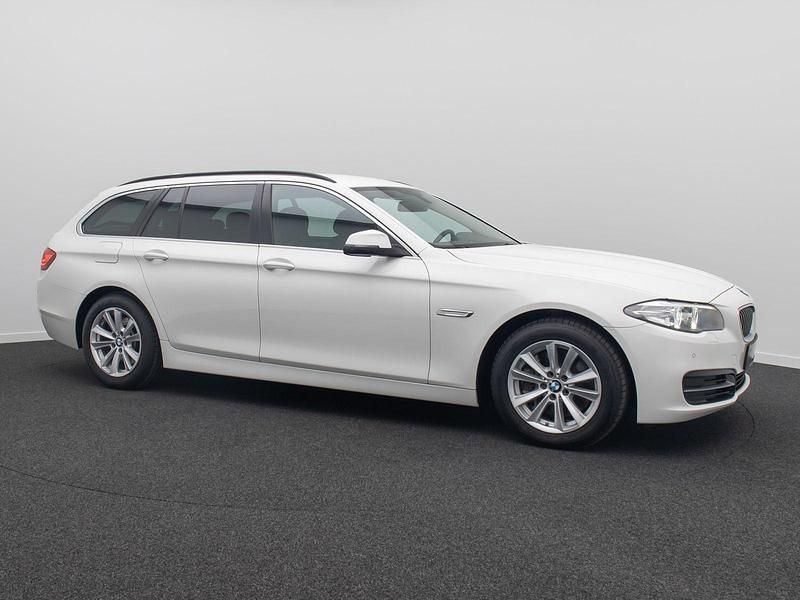 Gebraucht BMW 525 218 PS (160 kW) 2016 Weiß Kombi