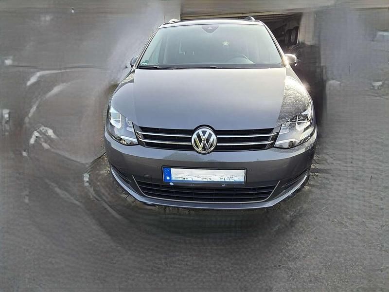 Gebraucht VW Sharan Join 150 PS (110 kW) 2019 Grau Van / Kleinbus