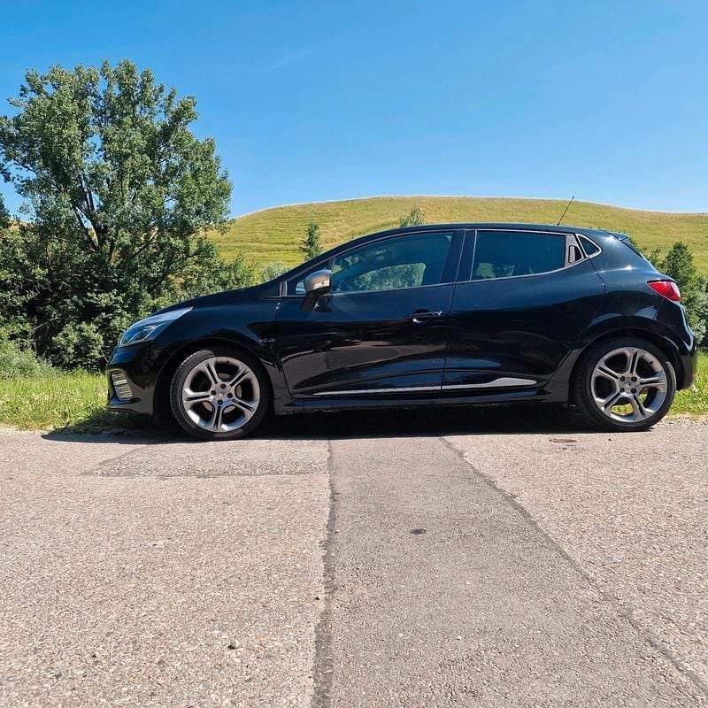 Schwarz Gebraucht 2015 Renault Clio IV GT Kleinwagen | 9.900 € (Etwas zu teuer) - Bild 1/4