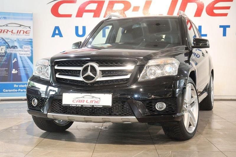 Schwarz Gebraucht 2011 Mercedes GLK220 AMG SUV | 10.666 € (Guter Preis) - Bild 1/4