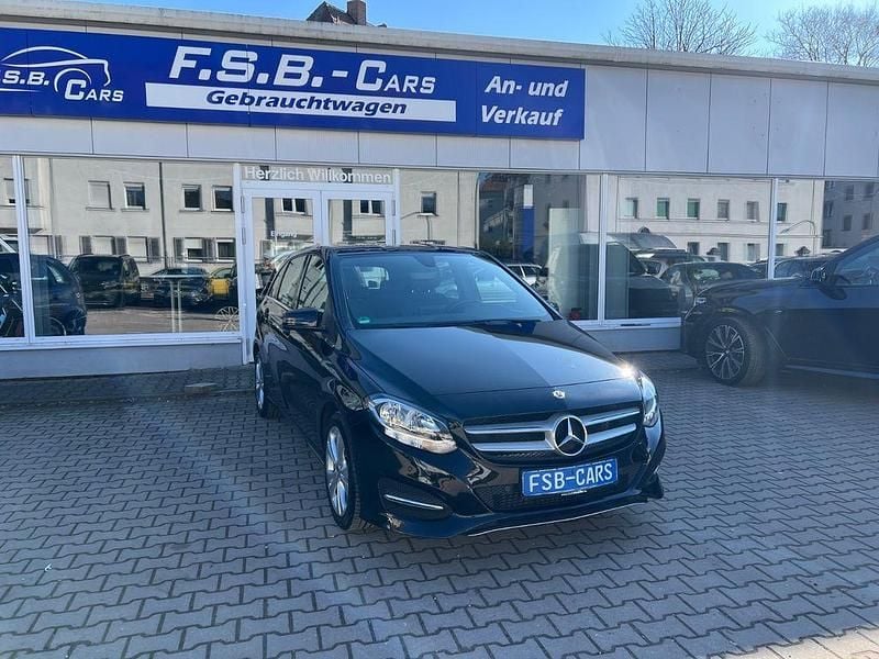 Gebraucht Mercedes B180 122 PS (89 kW) 2018 Schwarz Van / Kleinbus