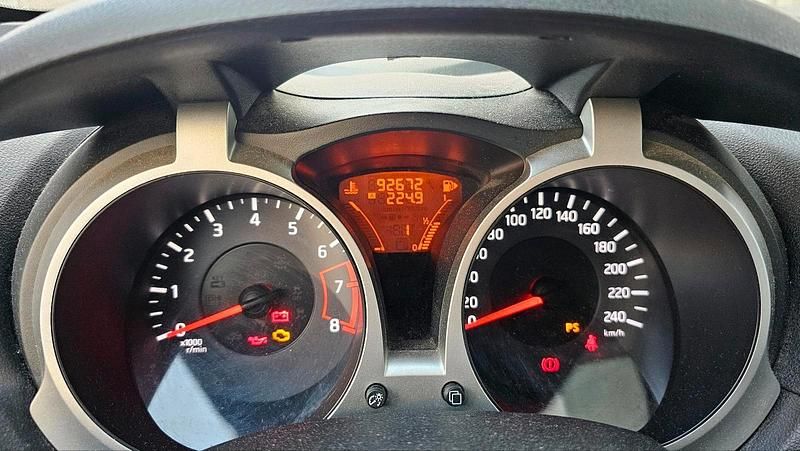 Gebraucht Nissan Juke 2011 Silber SUV