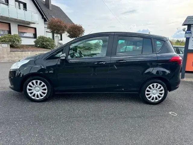 Occasion Ford B-MAX SYNC Edition 101 ch (74 kW) 2017 Noir Monospace