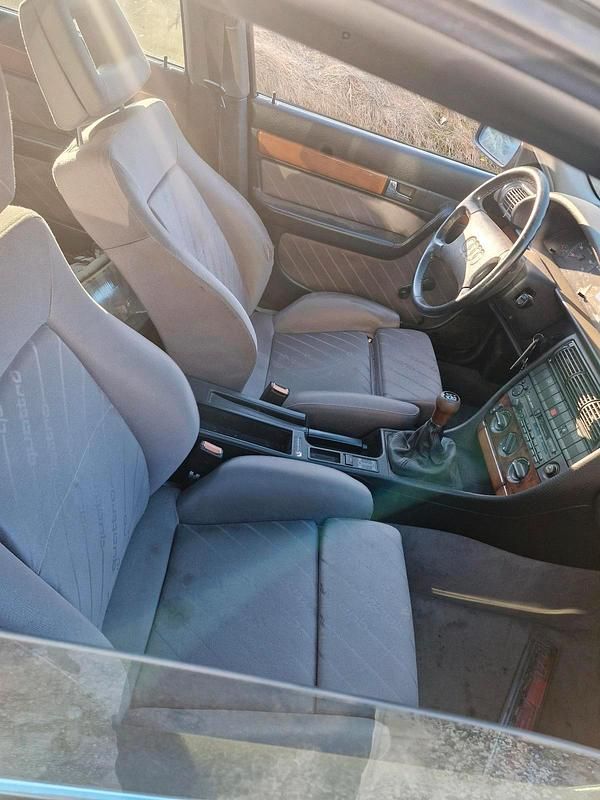 Gebraucht Audi 100 136 PS (100 kW) 1994 Rot Limousine