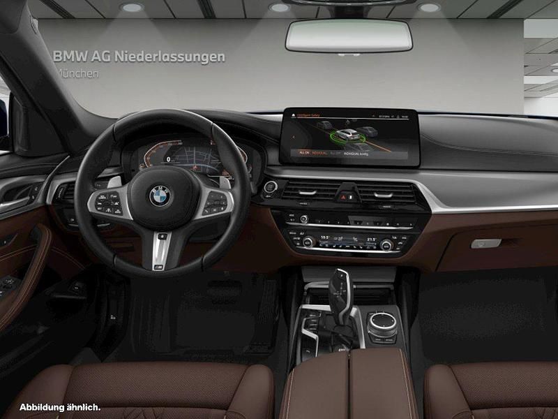 Gebraucht BMW 540 340 PS (250 kW) 2023 Blau Kombi