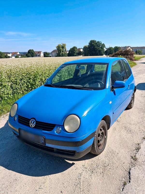 Blau Gebraucht 2003 VW Lupo Kleinwagen | 280 € (Superpreis) - Bild 1/4