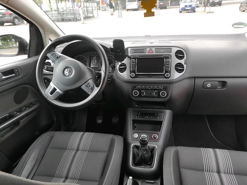 Blau Gebraucht 2012 VW Golf Plus Cross Van / Kleinbus | 6.200 € (Fairer Preis) - Bild 1/4