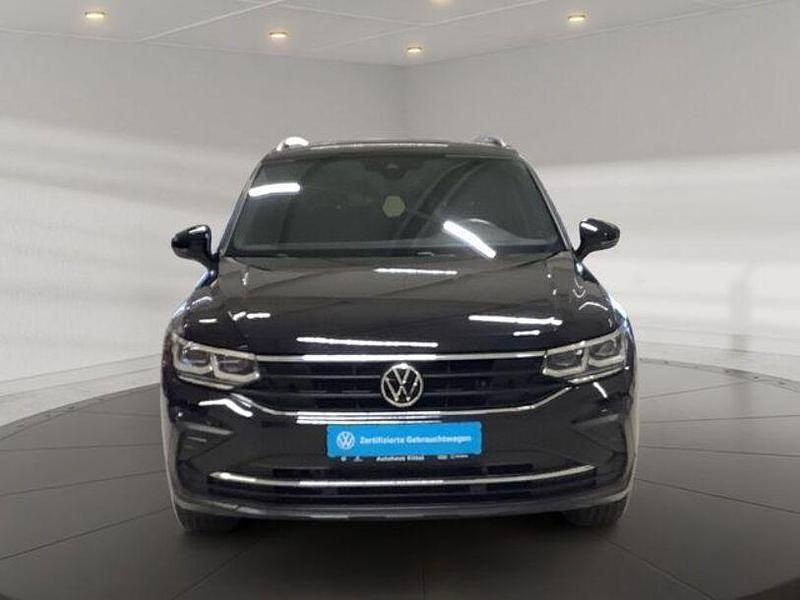 Gebraucht VW Tiguan Active 150 PS (110 kW) 2021 Schwarz SUV