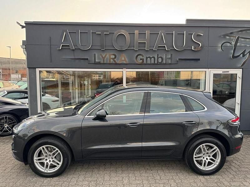 Gebraucht Porsche Macan S 354 PS (260 kW) 2021 Vulkangraumetallic SUV