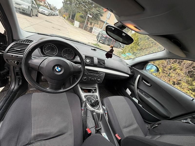 Gebraucht BMW 116 116 PS (85 kW) 2006 Schwarz Kleinwagen