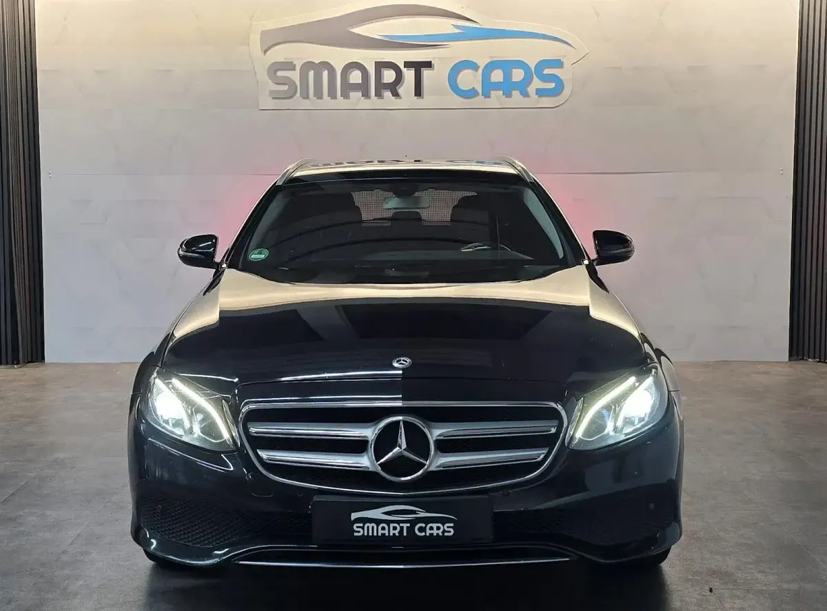 Gebraucht Mercedes E220 194 PS (142 kW) 2017 Schwarz Kombi