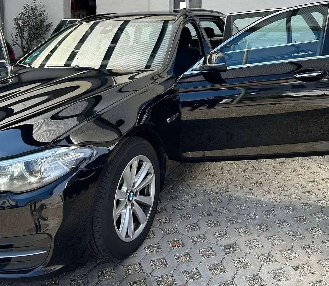 Gebraucht BMW 520 190 PS (139 kW) 2016 Schwarz Kombi