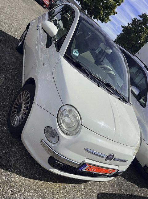 Weiß Gebraucht 2009 Fiat 500 Lounge Kleinwagen | 2.750 € (Superpreis) - Bild 1/4