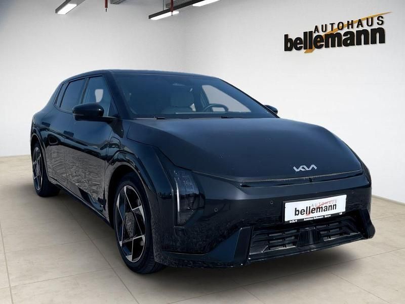 Neu Kia EV4 GT-Line 150 kW (204 PS) 2026 Schwarz Kleinwagen