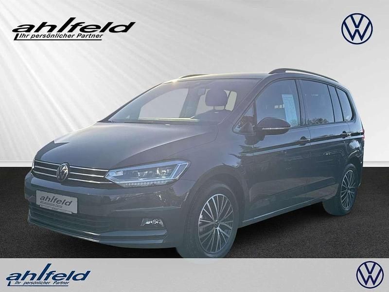 Grau Gebraucht 2024 VW Touran Comfortline Van / Kleinbus | 38.000 € - Bild 1/3