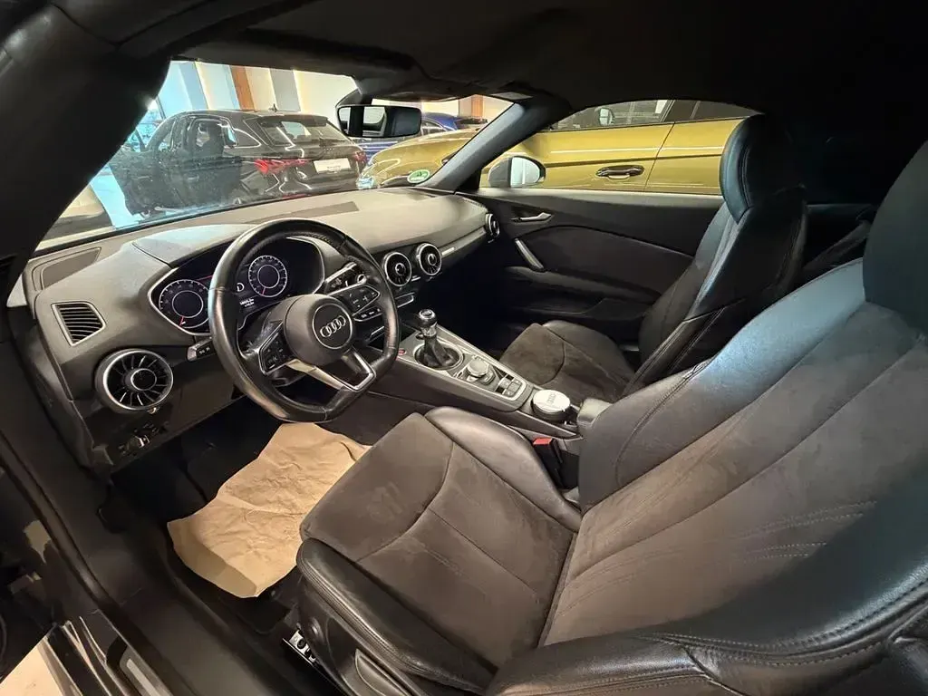 Gebraucht Audi TT Roadster Sport 179 PS (131 kW) 2015 Grau Cabrio