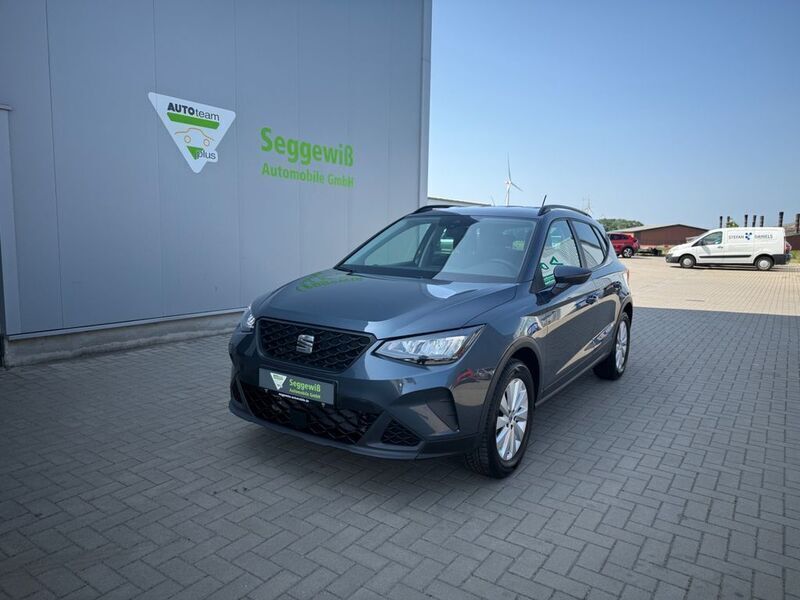 Grau Gebraucht 2024 Seat Arona Style SUV | 19.990 € (Fairer Preis) - Bild 1/4