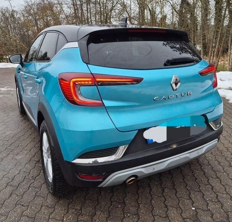 Gebraucht Renault Captur Intens 154 PS (113 kW) 2020 Blau SUV
