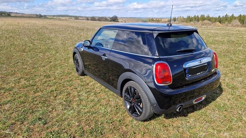 Gebraucht Mini ONE 102 PS (75 kW) 2017 Schwarz Kleinwagen