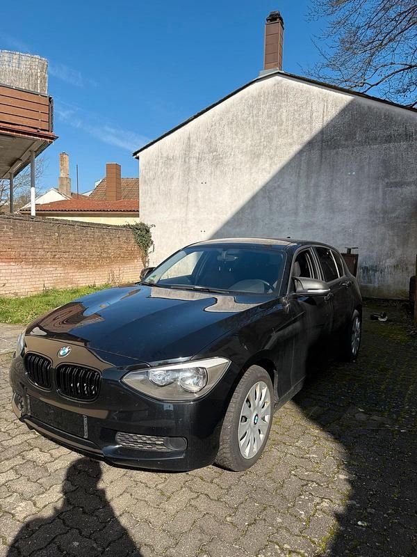 Gebraucht BMW 116 136 PS (100 kW) 2013 Schwarz Kleinwagen