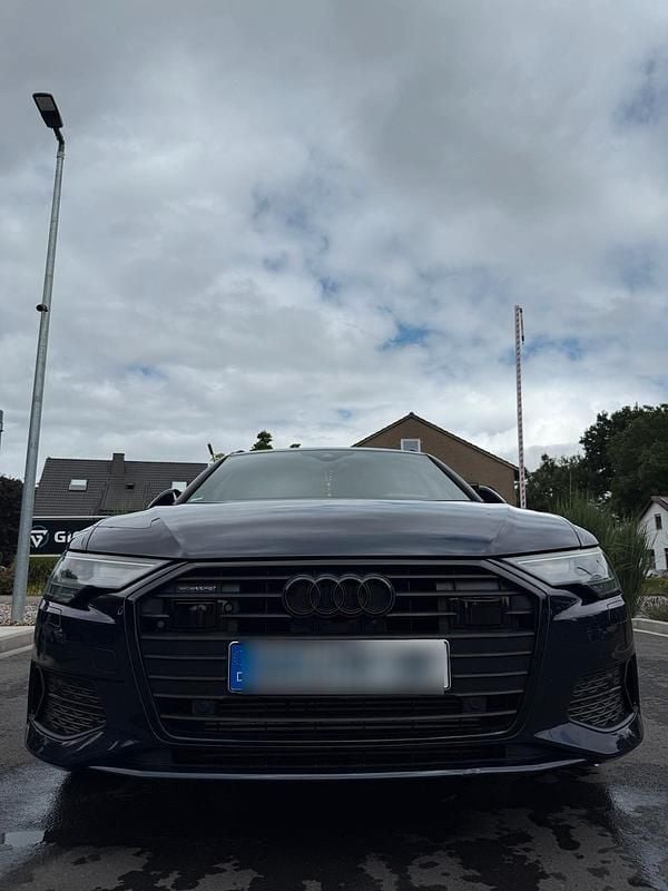 Blau Gebraucht 2019 Audi A6 Sport Kombi | 31.000 € (Fairer Preis) - Bild 1/4