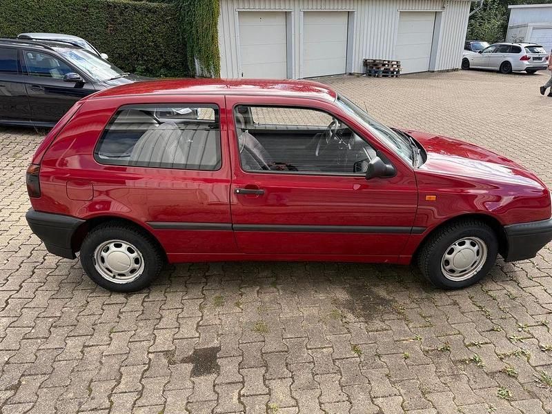 Gebraucht VW Golf III 75 PS (55 kW) 1998 Rot Limousine