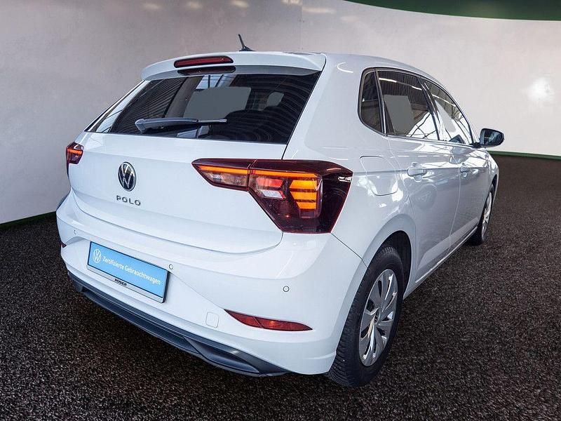 Gebraucht VW Polo Life 95 PS (69 kW) 2021 Weiss / pure white Kleinwagen