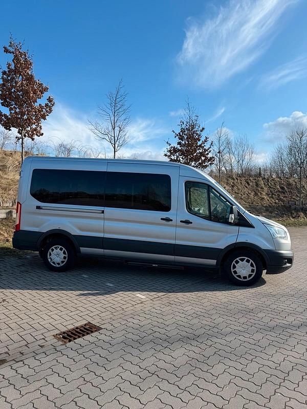 Gebraucht Ford Transit 131 PS (96 kW) 2018 Grau Van / Kleinbus