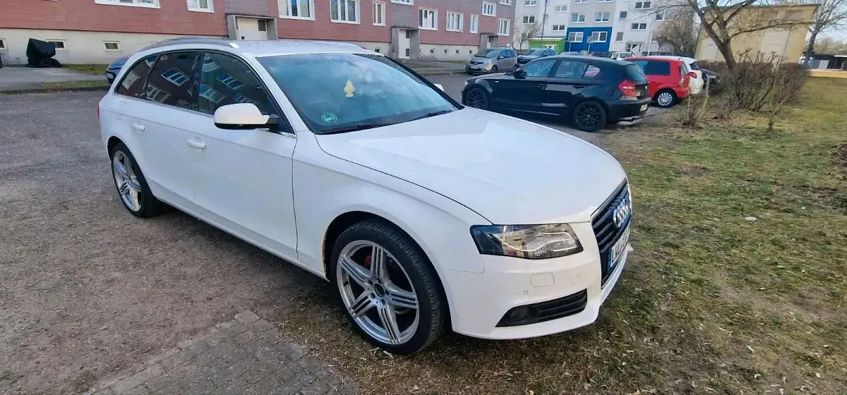 Gebraucht Audi A4 239 PS (175 kW) 2011 Kombi