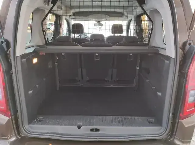 Gebraucht Opel Combo Life Innovation 131 PS (96 kW) 2020 Braun Van / Kleinbus