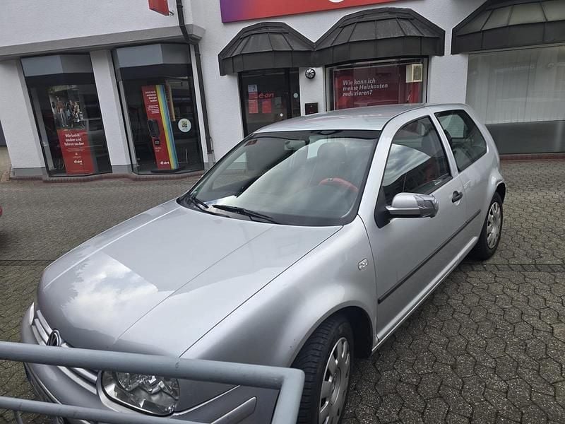 Gebraucht VW Golf IV 105 PS (77 kW) 2003 Grau Kleinwagen