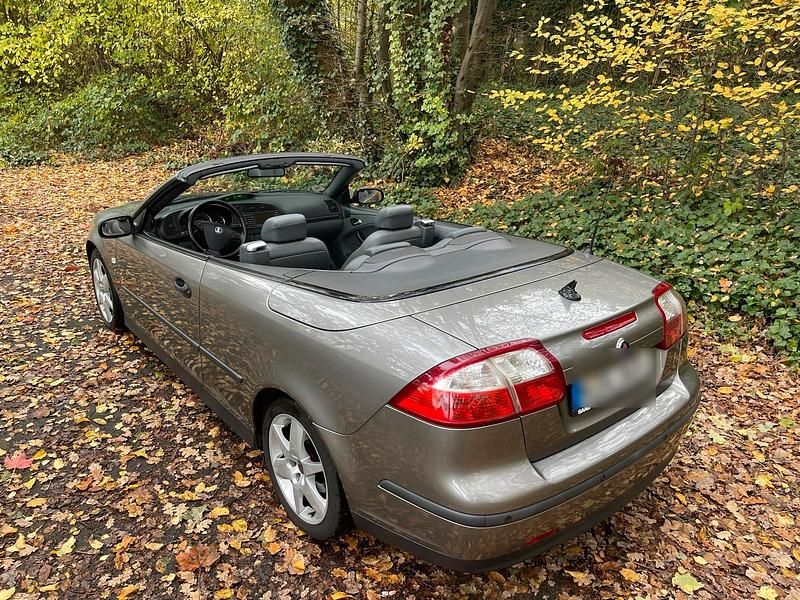Silber Gebraucht 2005 Saab 9-3 Cabriolet Cabrio | 5.850 € - Bild 1/4
