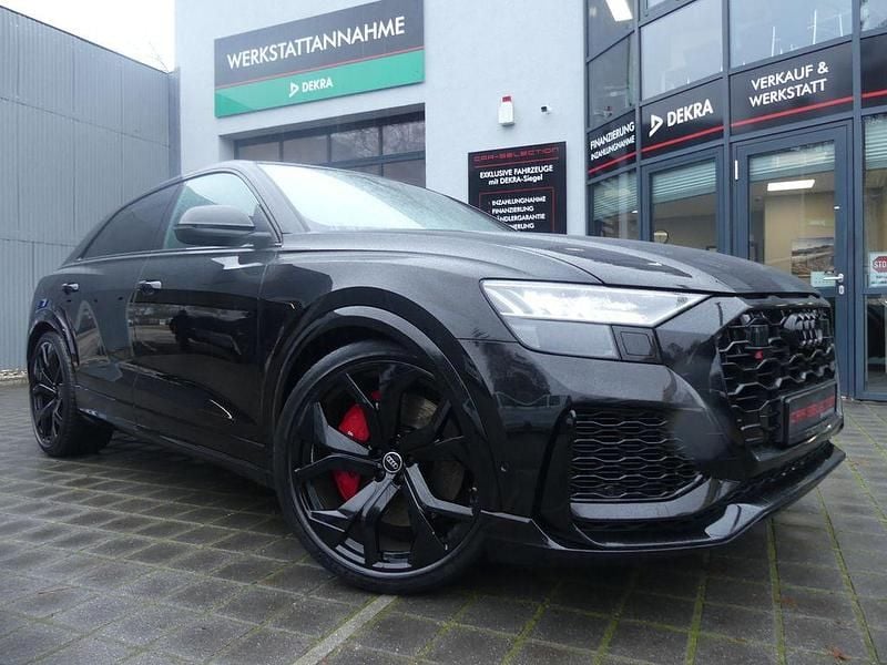 Mythosschwarz metallic Gebraucht 2023 Audi RS Q8 SUV | 95.600 € (Superpreis) - Bild 1/4