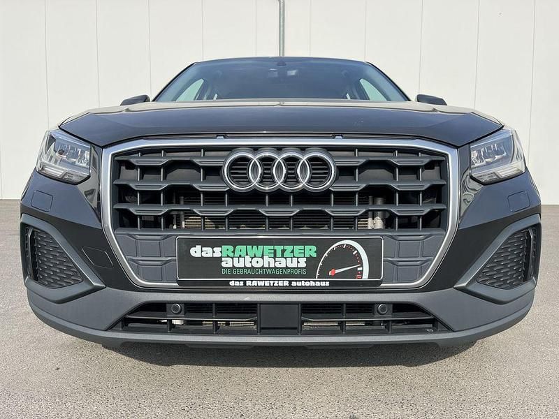 Gebraucht Audi Q2 110 PS (80 kW) 2022 Manhattangrau SUV