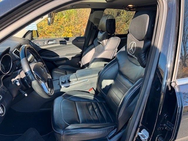 Gebraucht Mercedes ML350 258 PS (189 kW) 2012 Schwarz SUV