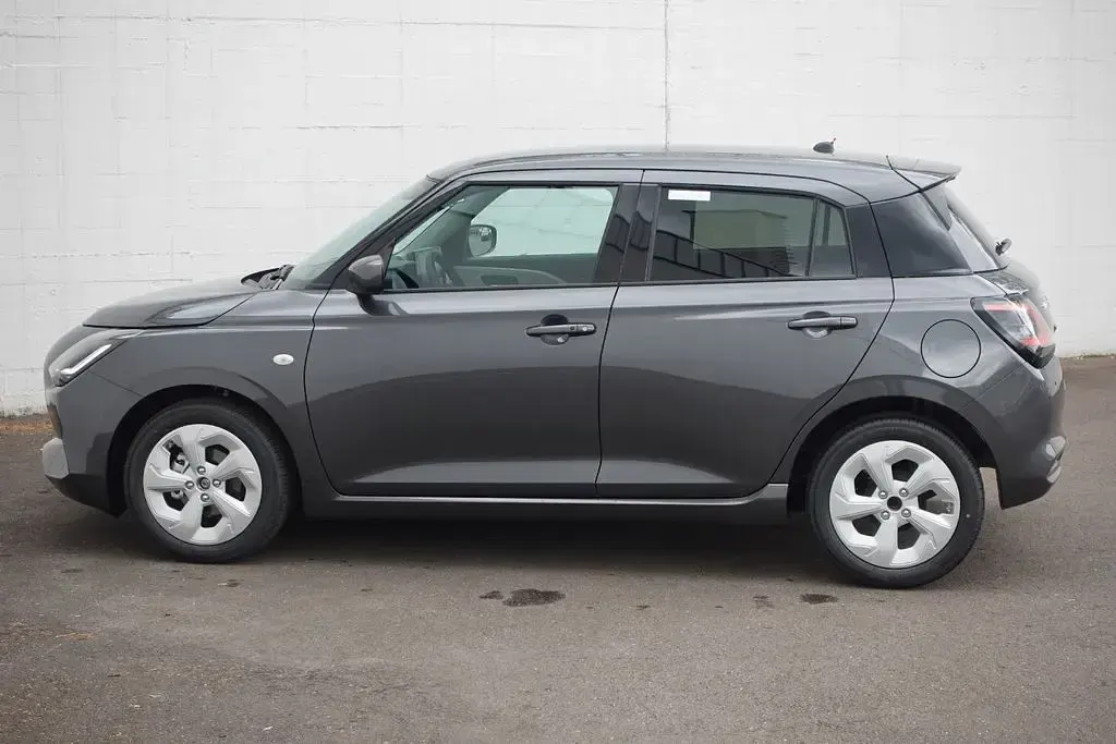 Neu Suzuki Swift Comfort 82 PS (60 kW) 2026 Grau Kleinwagen