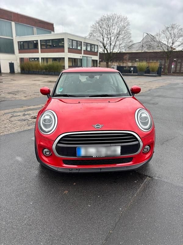 Gebraucht Mini Cooper 136 PS (100 kW) 2019 Rot Kleinwagen