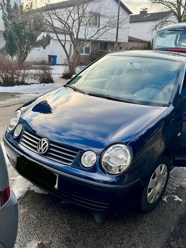 Blau Gebraucht 2002 VW Polo Kleinwagen | 1.950 € - Bild 1/4