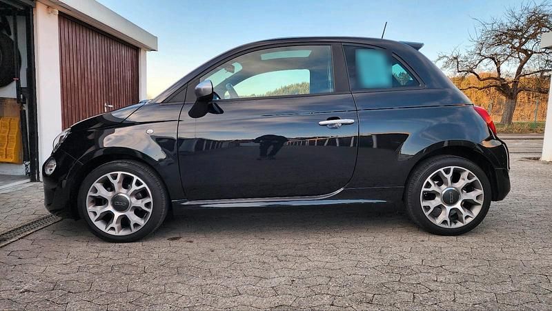 Gebraucht Fiat 500 Rockstar 71 PS (52 kW) 2021 Schwarz Kleinwagen