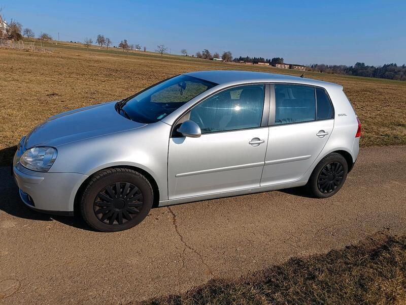 Grau Gebraucht 2008 VW Golf VI Goal Limousine | 3.790 € (Fairer Preis) - Bild 1/4