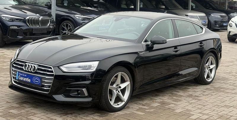 Schwarz Gebraucht 2019 Audi A5 Sportback Sport Kleinwagen | 22.950 € (Superpreis) - Bild 1/4