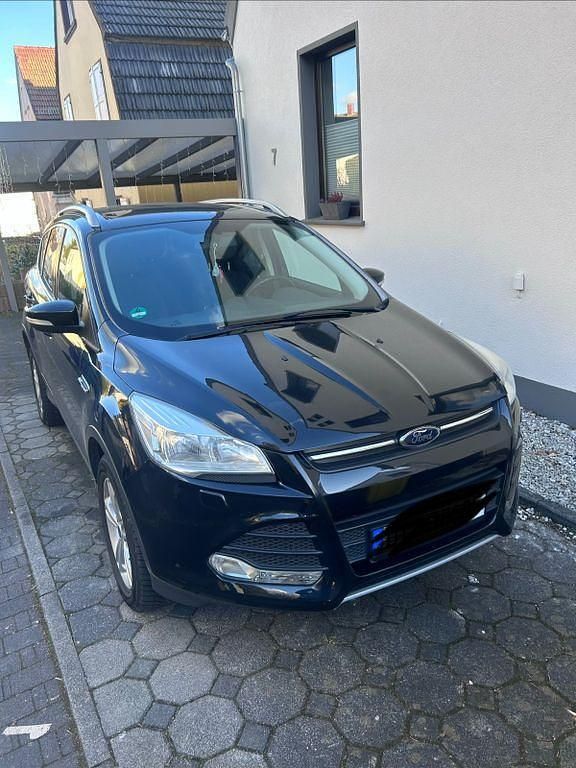 Gebraucht Ford Kuga Individual 150 PS (110 kW) 2014 Schwarz SUV