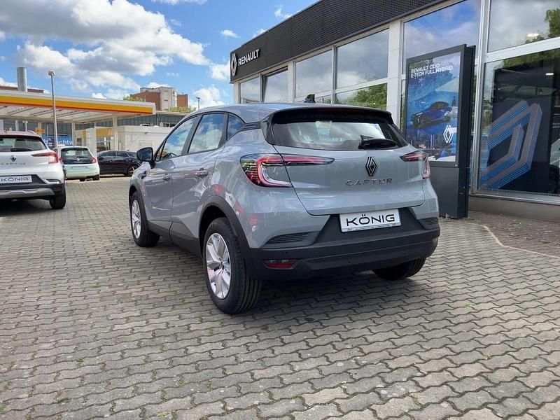 Neu Renault Captur Evolution 91 PS (66 kW) 2025 Grau SUV