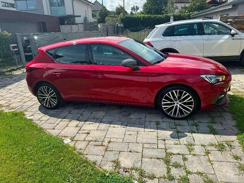 Gebraucht Seat Leon FR 131 PS (96 kW) 2020 Rot Limousine