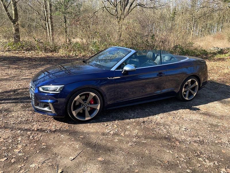 Gebraucht Audi S5 Cabriolet Ambiente 354 PS (260 kW) 2018 Blau Cabrio