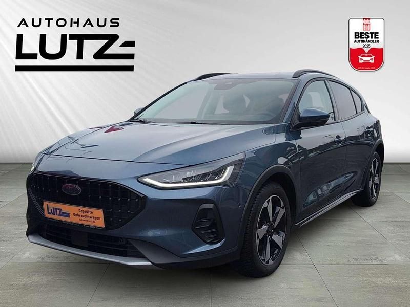 Chromablau metallic Gebraucht 2022 Ford Focus Active X Limousine | 20.930 € (Fairer Preis) - Bild 1/4