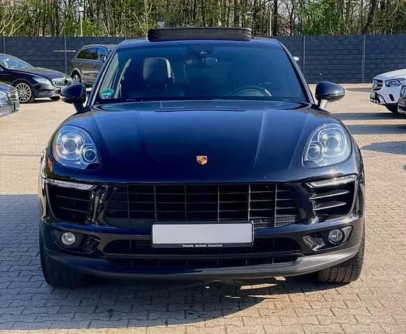 Second-hand Porsche Macan S 258 CP (189 kW) 2017 Negru SUV